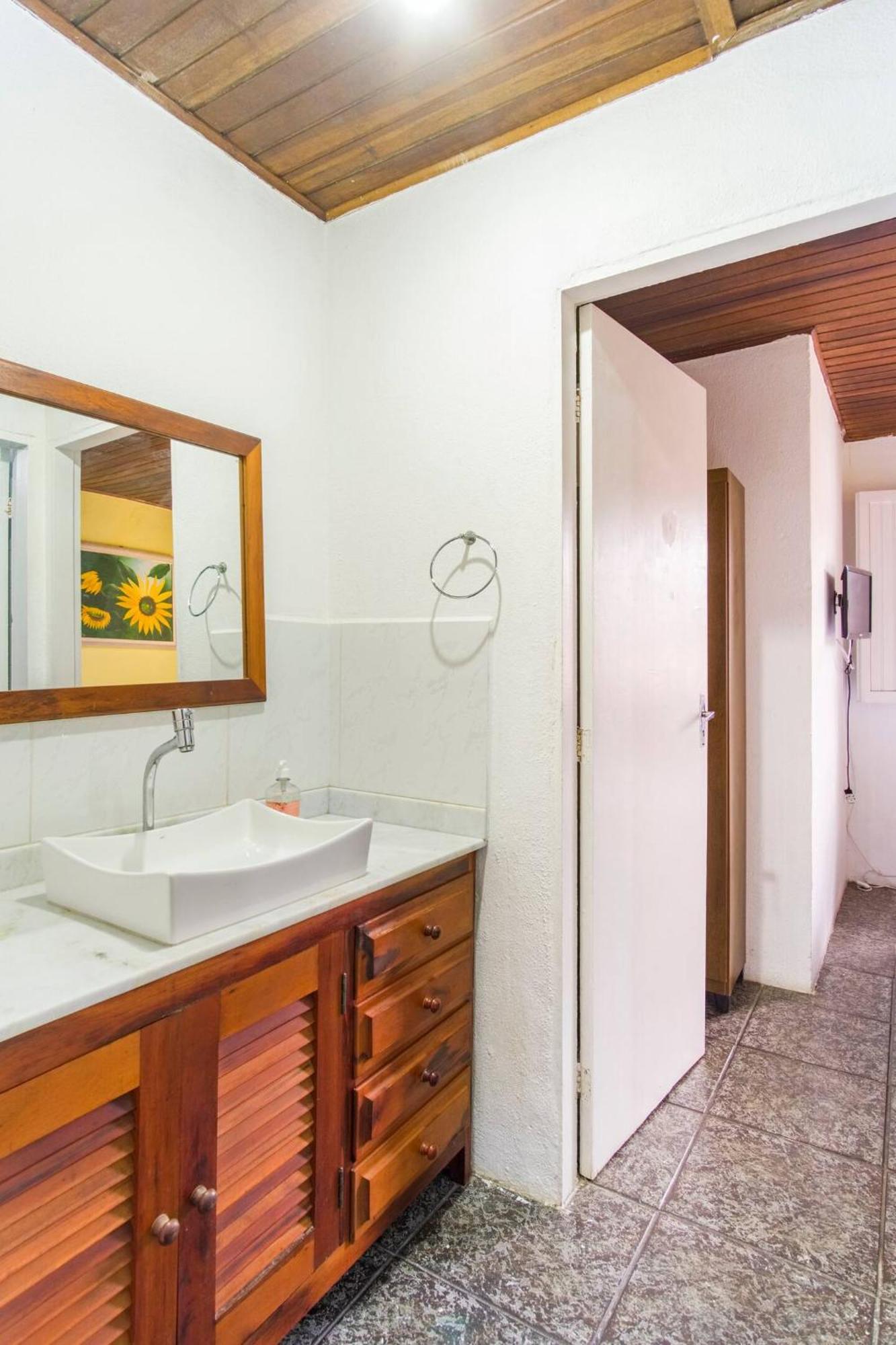 فيلا Casa Bromelia, A 15 Minutos A Pe Do Centro Historico! باراتي المظهر الخارجي الصورة